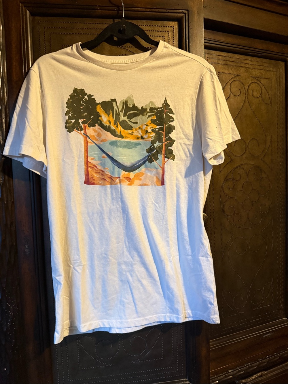 Goodfellow & Co White Graphic Short Sleeve Tee